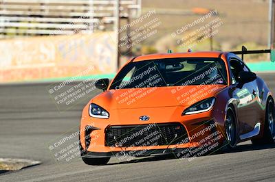 media/Oct-18-2025-Extreme Speed (Sat) [[d6d7e1fef1]]/Group 1 Red/Session 1 (Turn 4)/